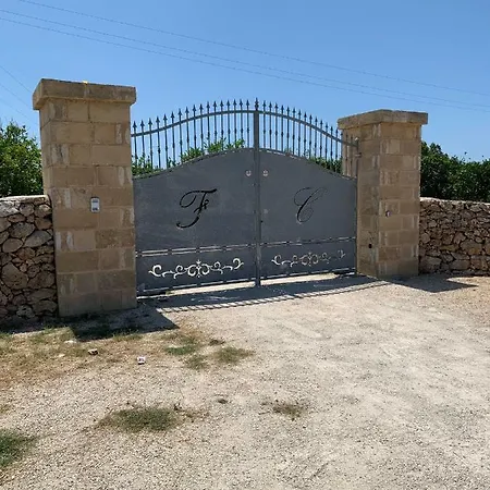 Casa Vacanze בית נופש *
